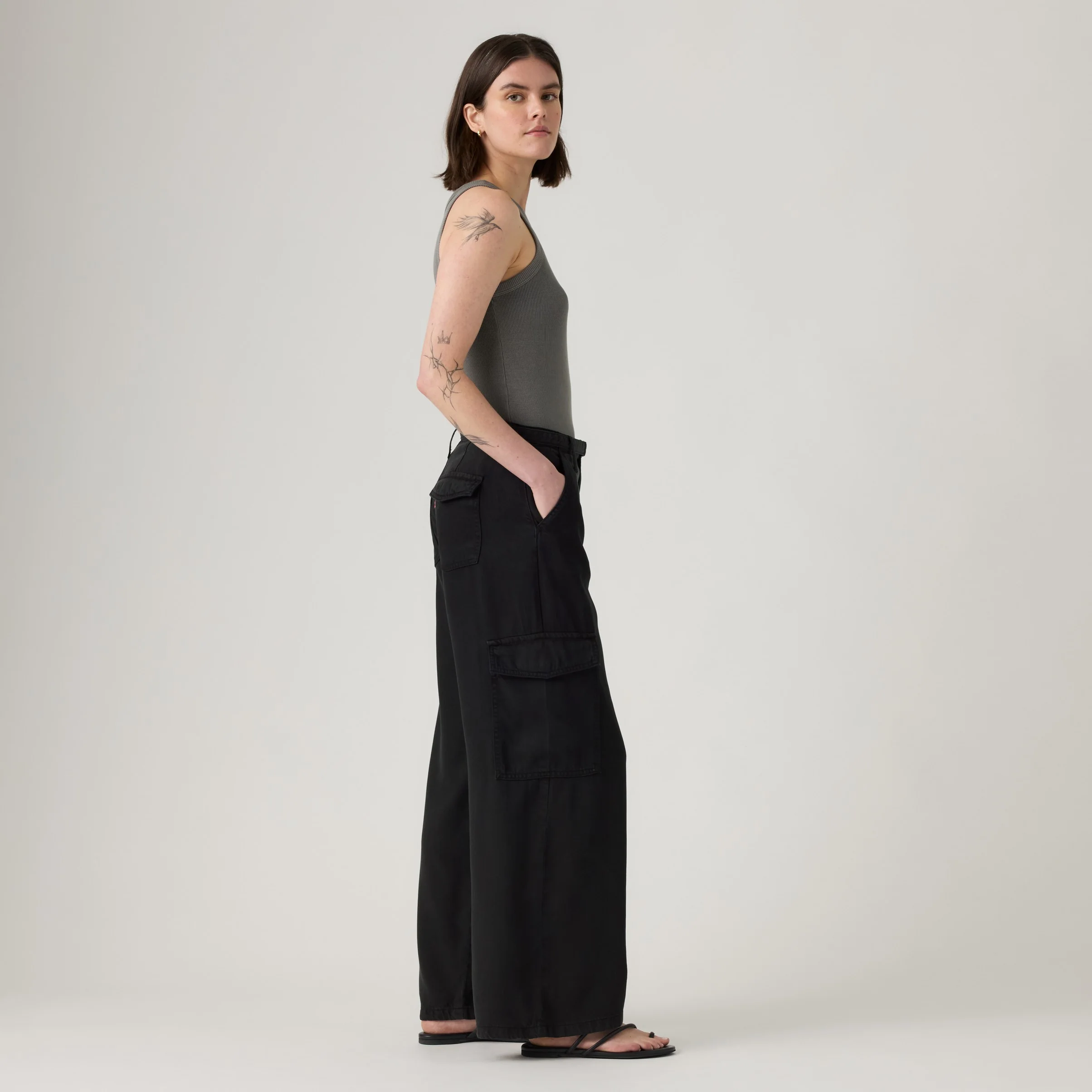 Levi's® Women's Baggy Dad Cargos - Image 4