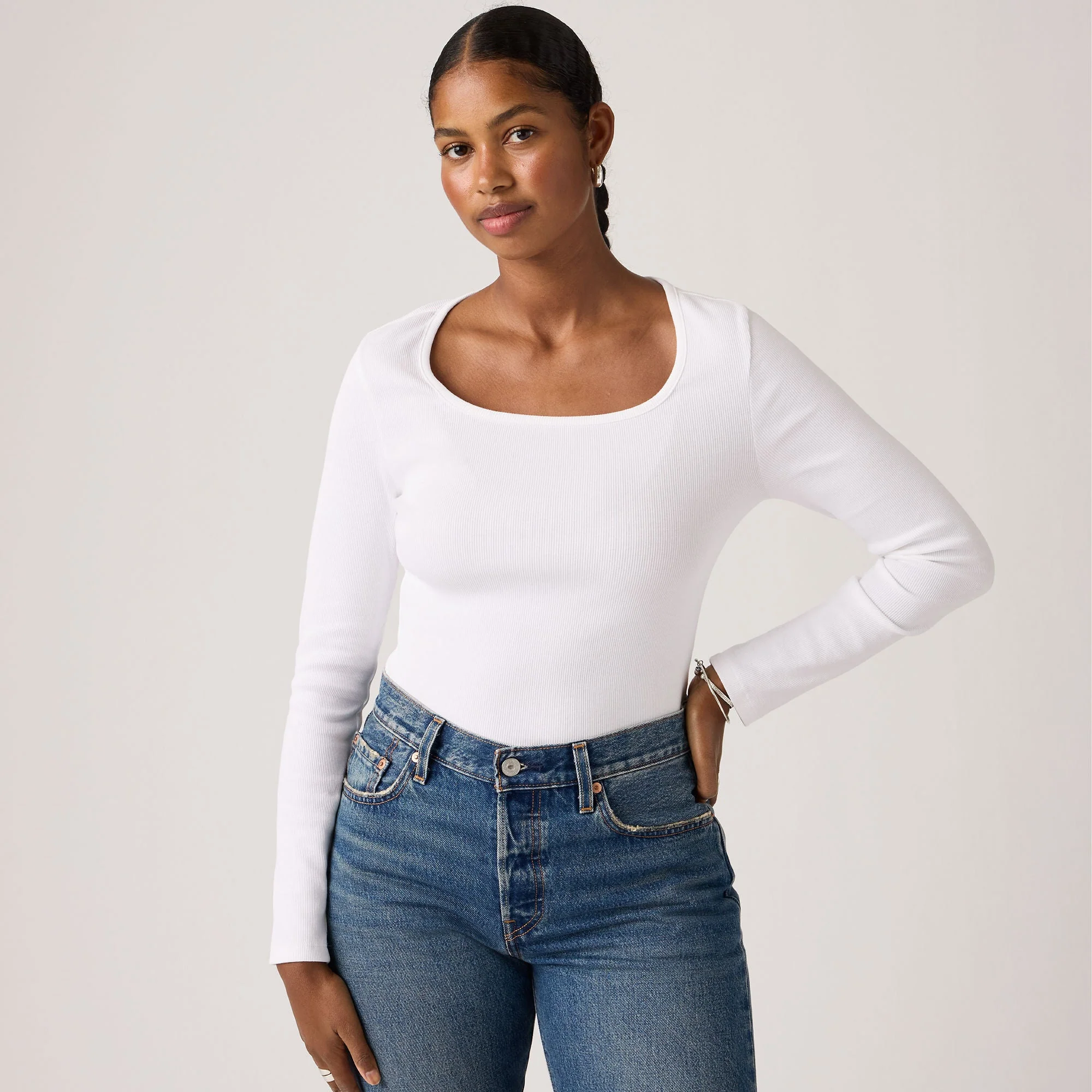 Levi's® Women's Essential Square Neck Long-Sleeve Tee - Image 3