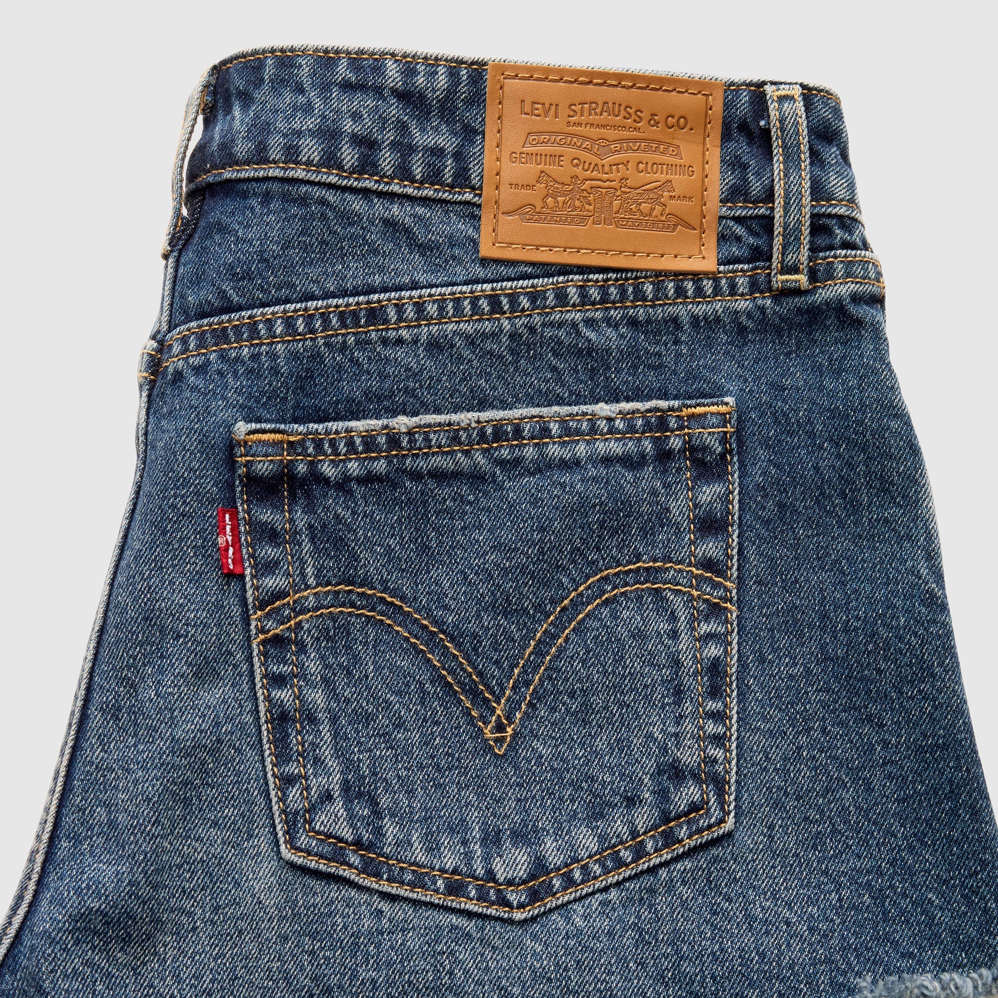Levi's® Women's Low Shorts - Image 8