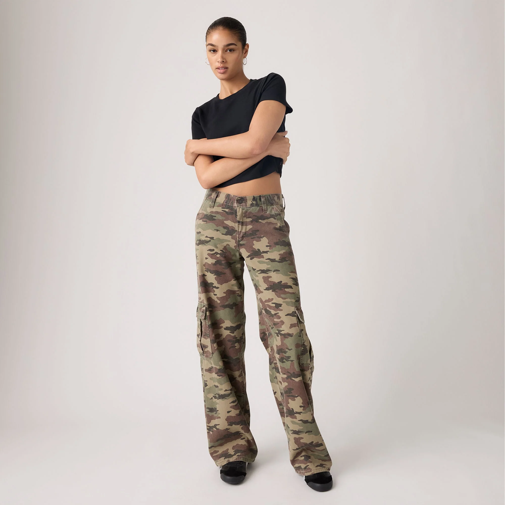 Levi's® Women's Superlow Loose Cargos - Image 4