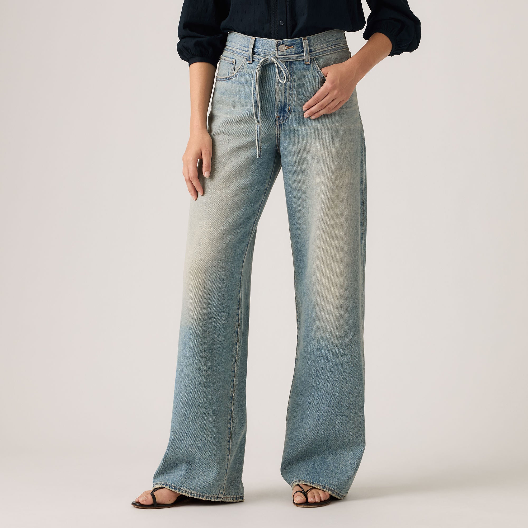 Levi's® Women's XL Straight Jeans - Image 5